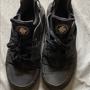 Nike Air Huarache size 13